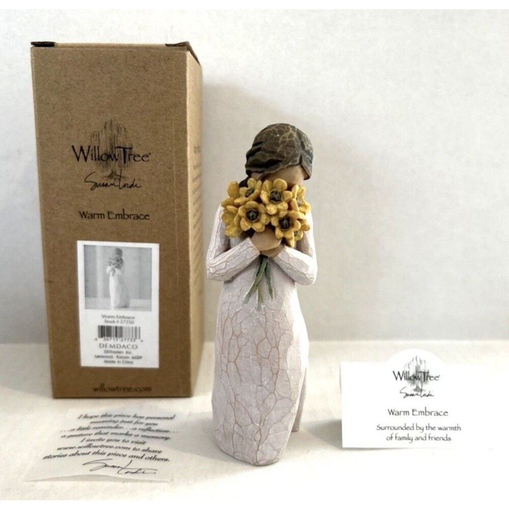 WILLOW TREE WARM EMBRACE 5.25" FIGURINE by SUSAN LORDI NEW in BOX